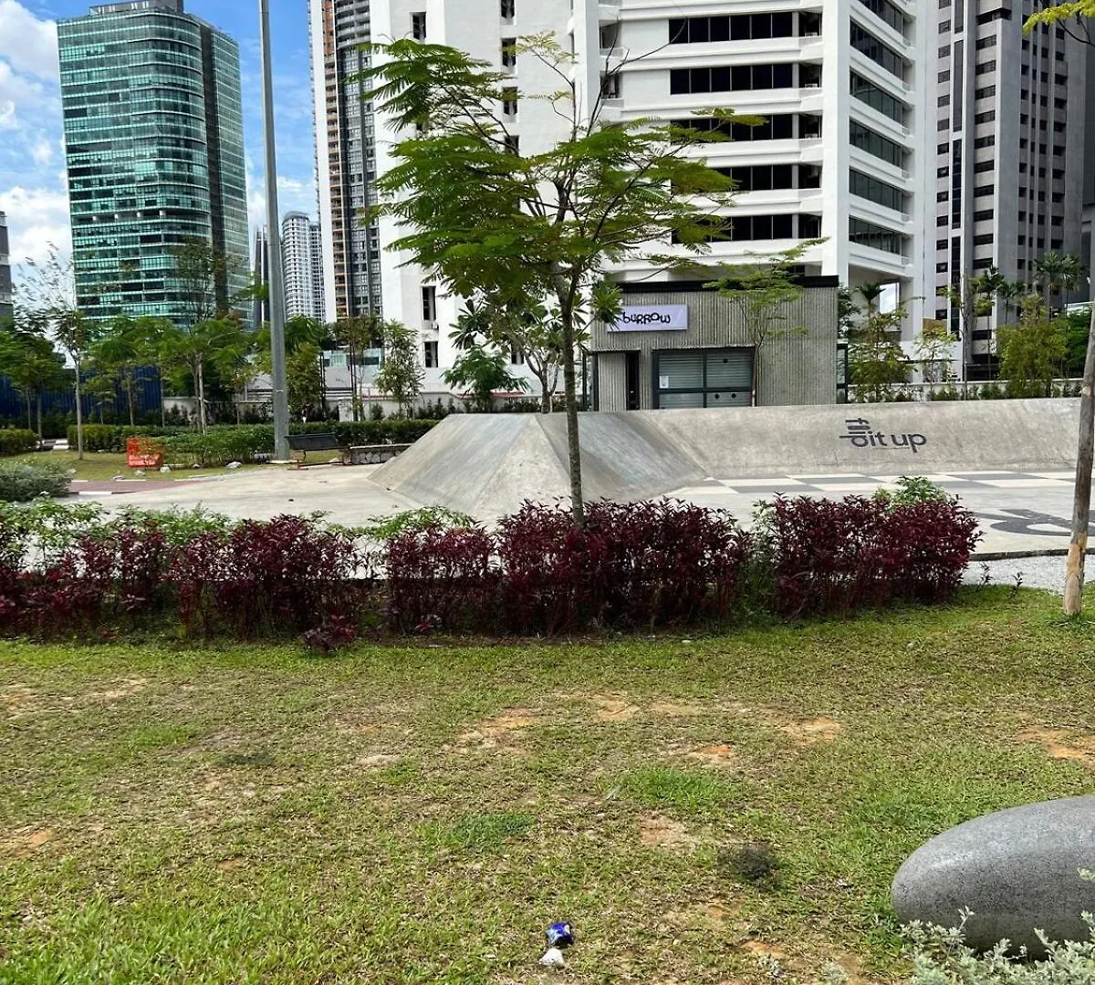 Cosy 2-Bedroom Klcc Kuala Lumpur Apartment